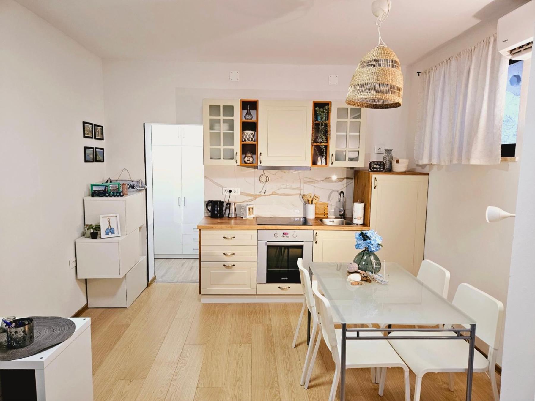 Apartma Tul Izola Exterior foto